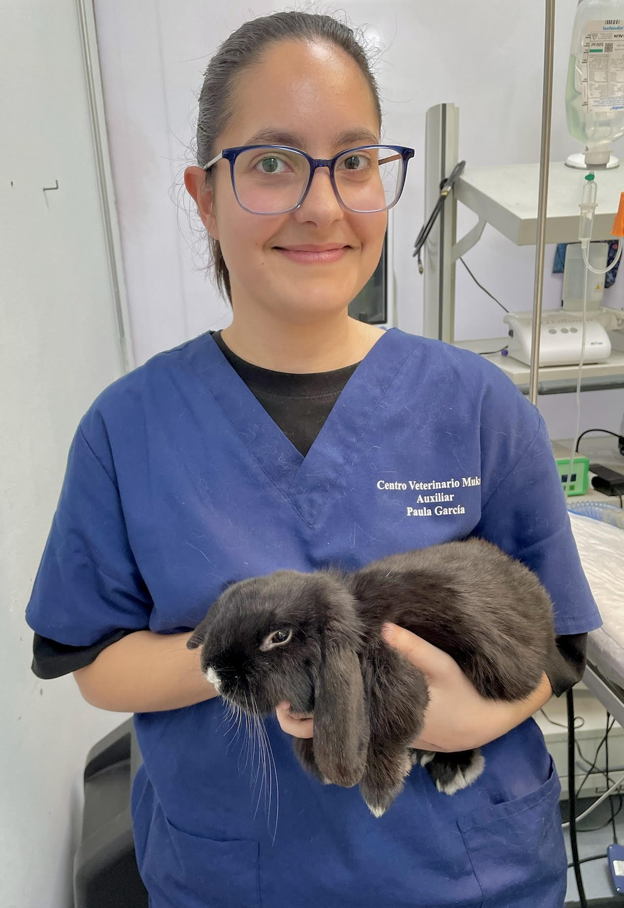 Paula Lucía García García-Auxiliar-de-veterinaria clinica veterinaria vallecas mukay